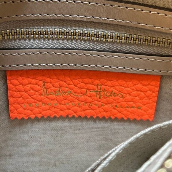 India Hicks Snakeskin Wristlet, BNWOT, 8.5” x 5.75” - Picture 8 of 8